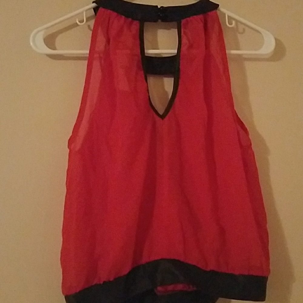 Top - Picture 2 of 2